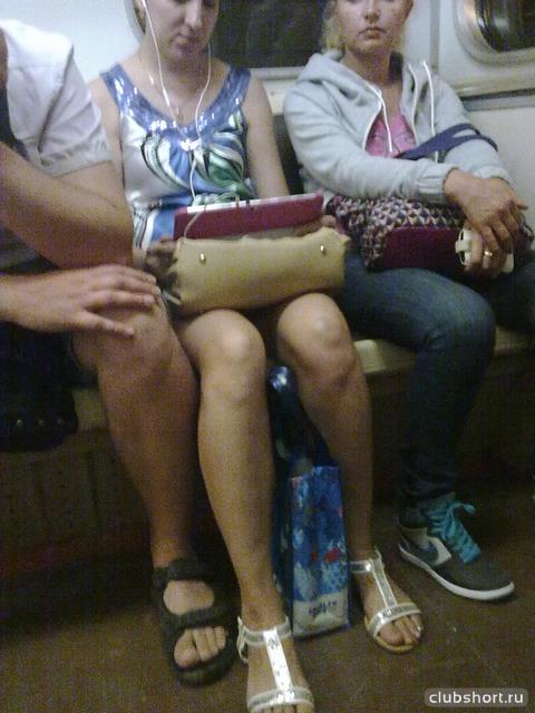 18062_metro1221.jpg